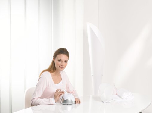 Kosmetische Gesichtspflege mit Dampf - Beurer FS 50 Gesichtssauna  Kosmetische Gesichtspflege mit Dampf - Beurer FS 50 Gesichtssauna